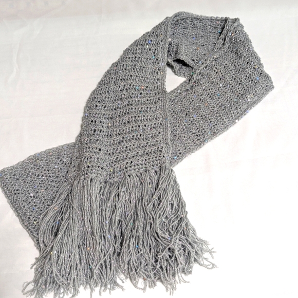 Artisan Made Women's Hand Knitted Oblong Silvery/Grey Scarf with Sequin Accents - Picture 2 of 12